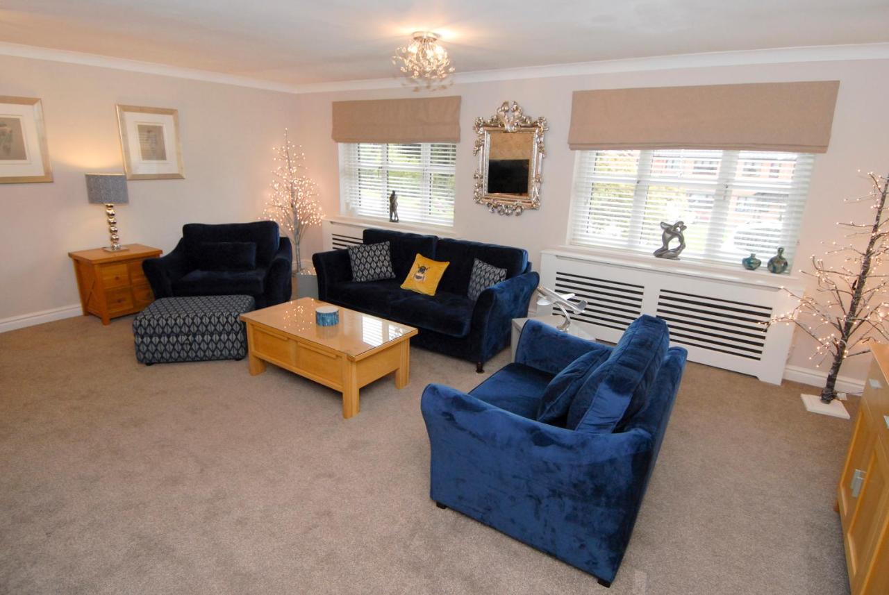 Wilmslow Airbnb Exterior foto